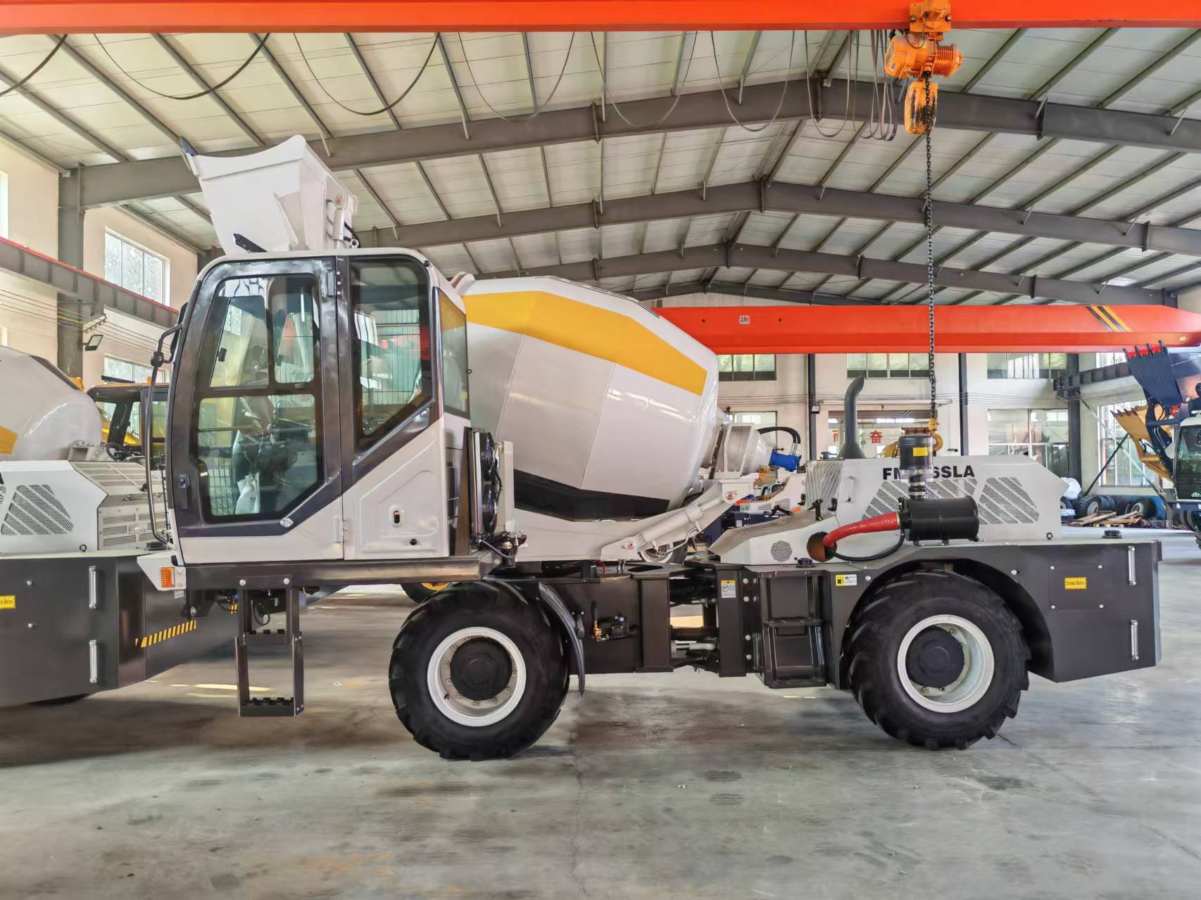 2,6 m³ Selbstladender Betonmis – Heavy Equipment Mixer Bewertung und Preis